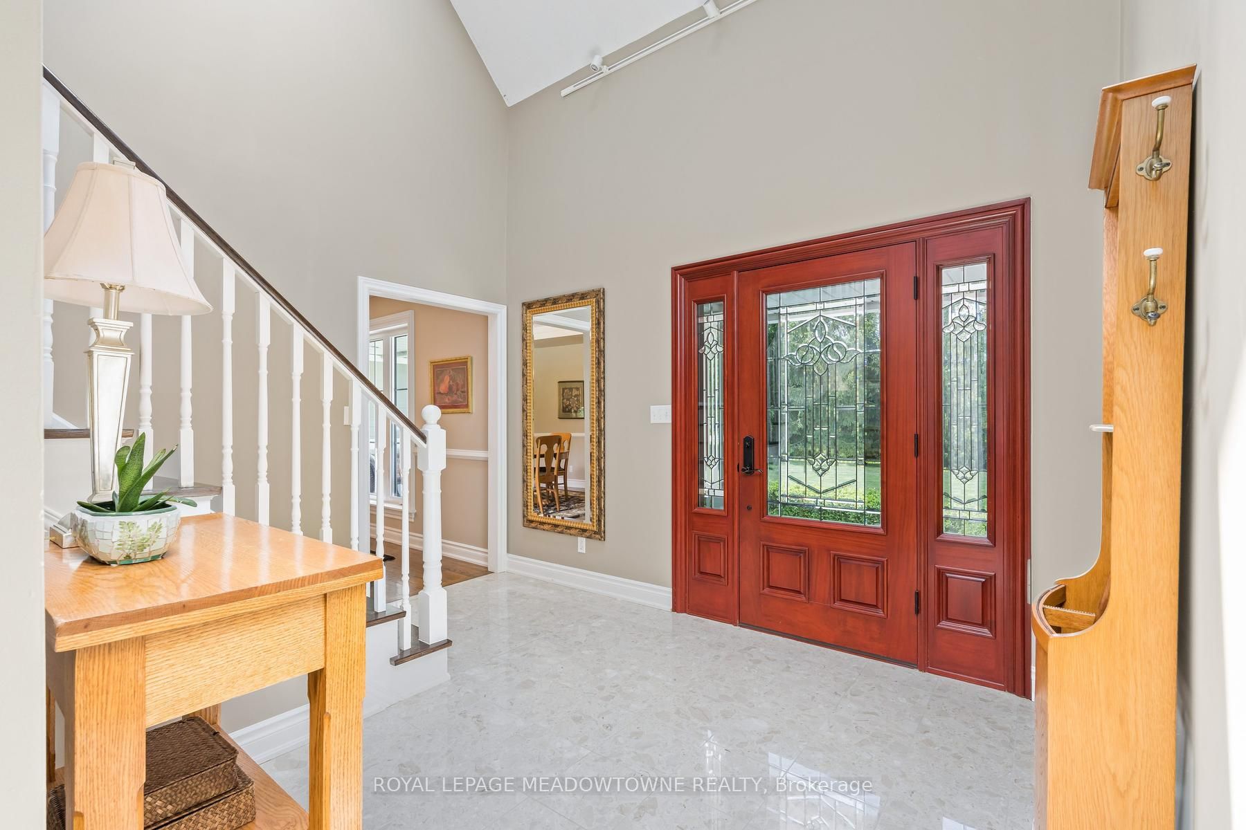 5263 Tenth Line Property Photo 5