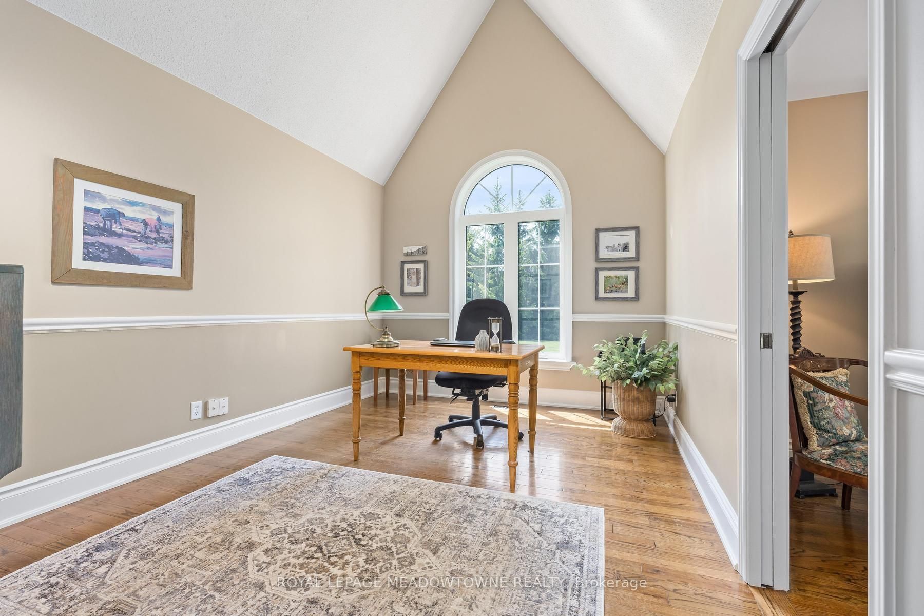 5263 Tenth Line Property Photo 20