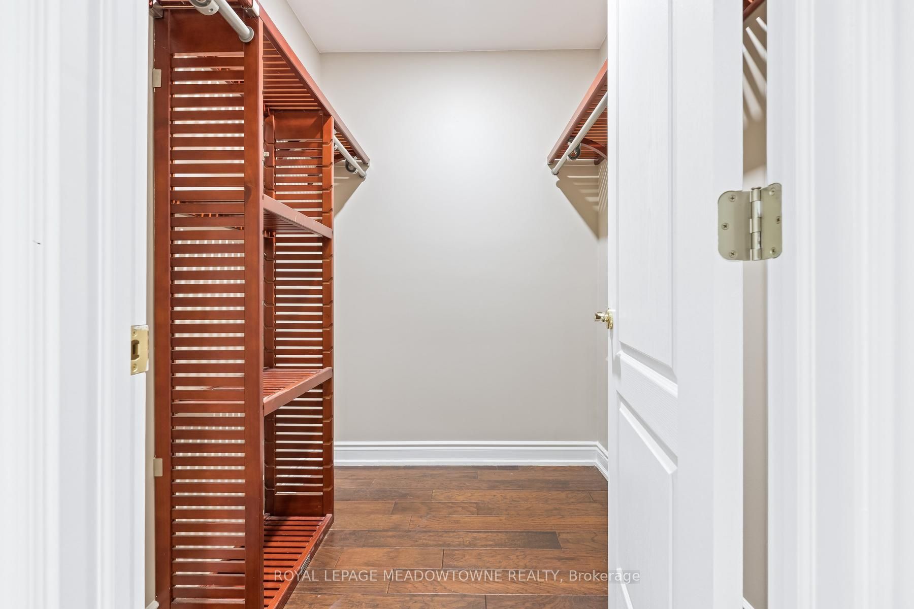 5263 Tenth Line Property Photo 31