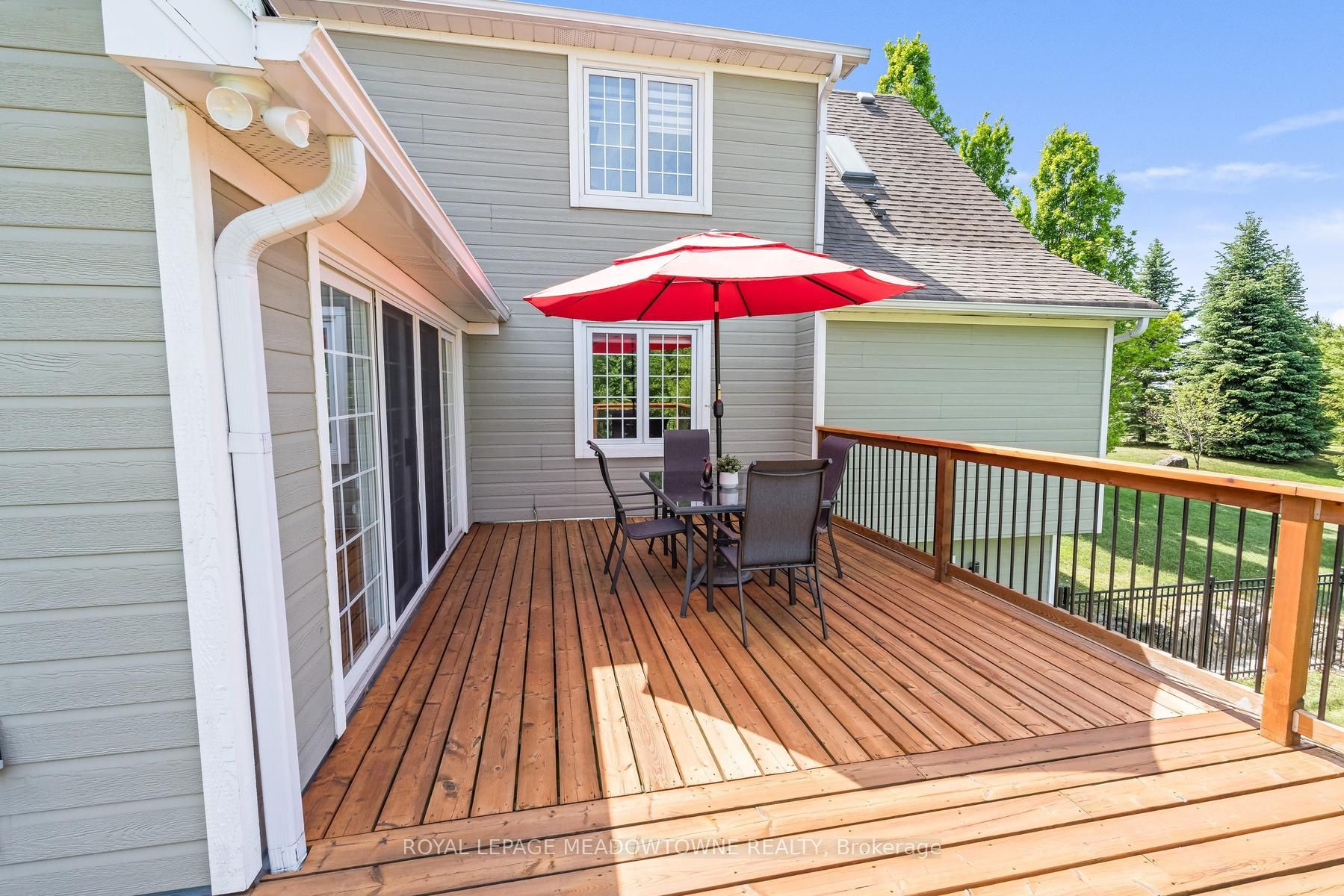 5263 Tenth Line Property Photo 40