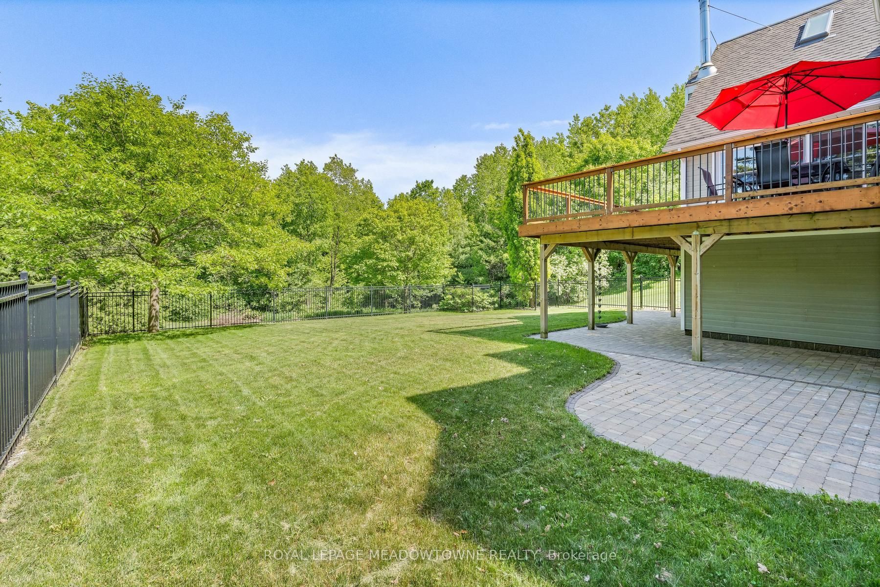 5263 Tenth Line Property Photo 44