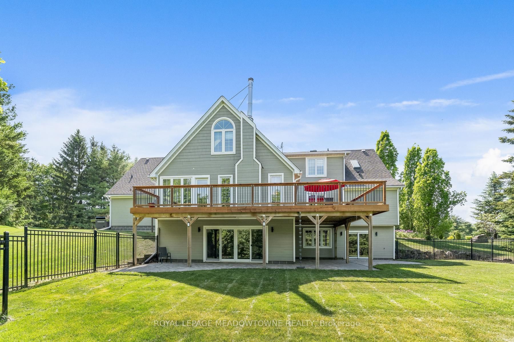 5263 Tenth Line Property Photo 45