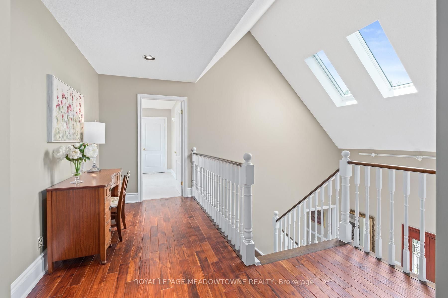 5263 Tenth Line Property Photo 46
