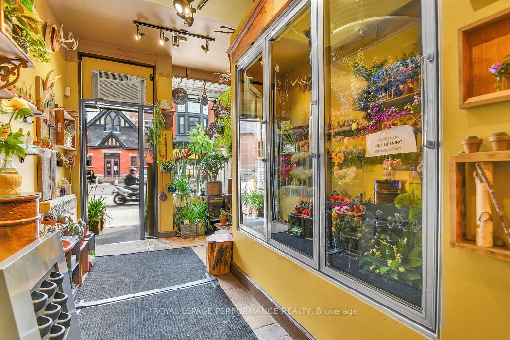 276 Elgin Street Property Photo 9