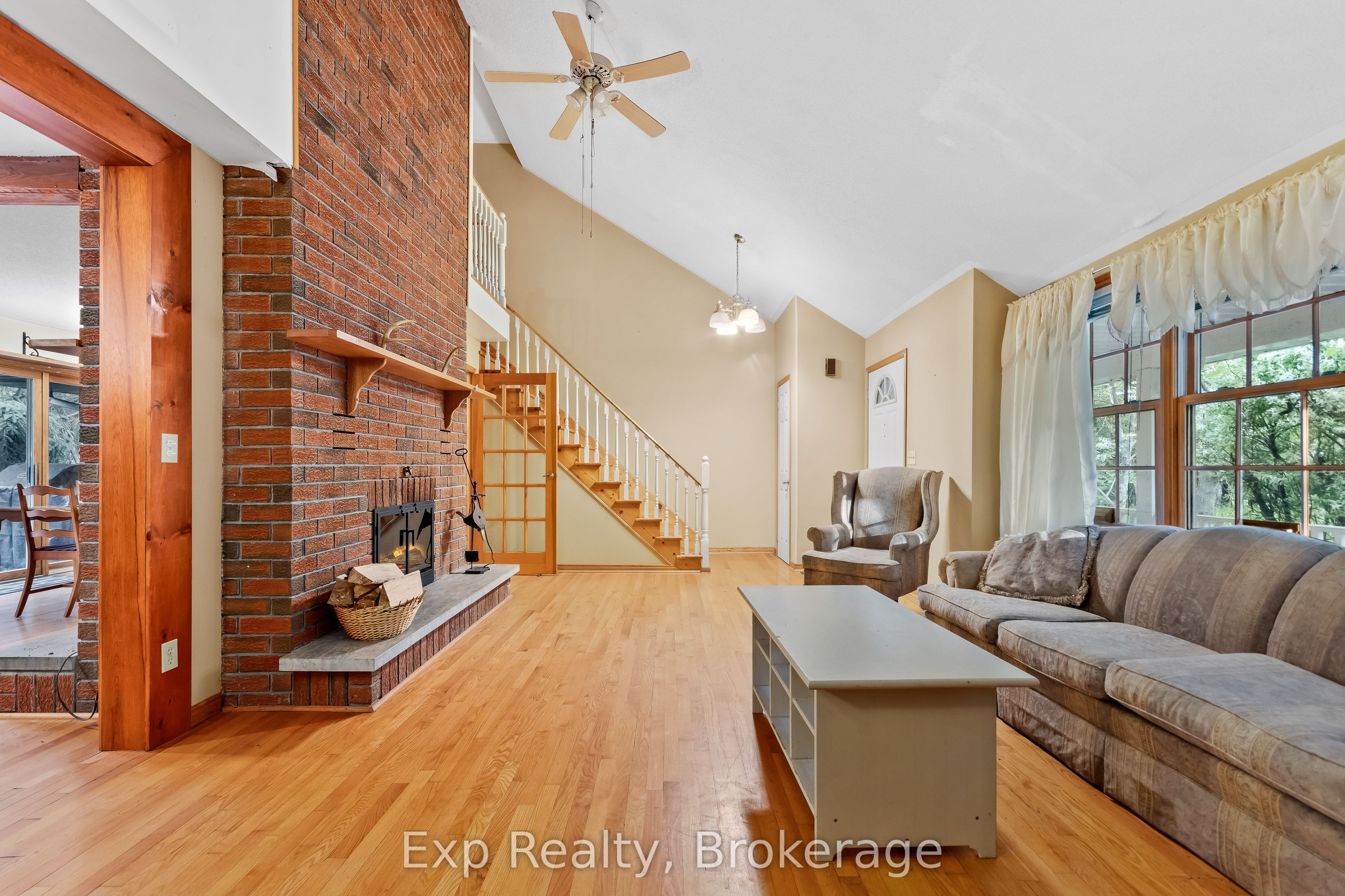 1585 County 46 Road Property Photo 11