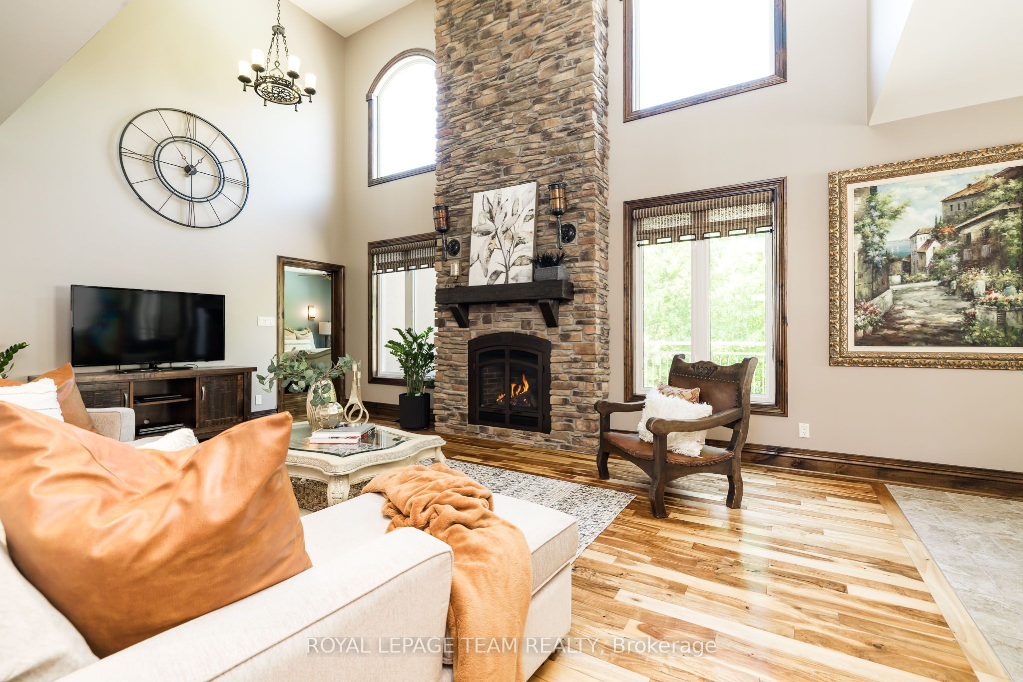 519 Emerald Street Property Photo 12