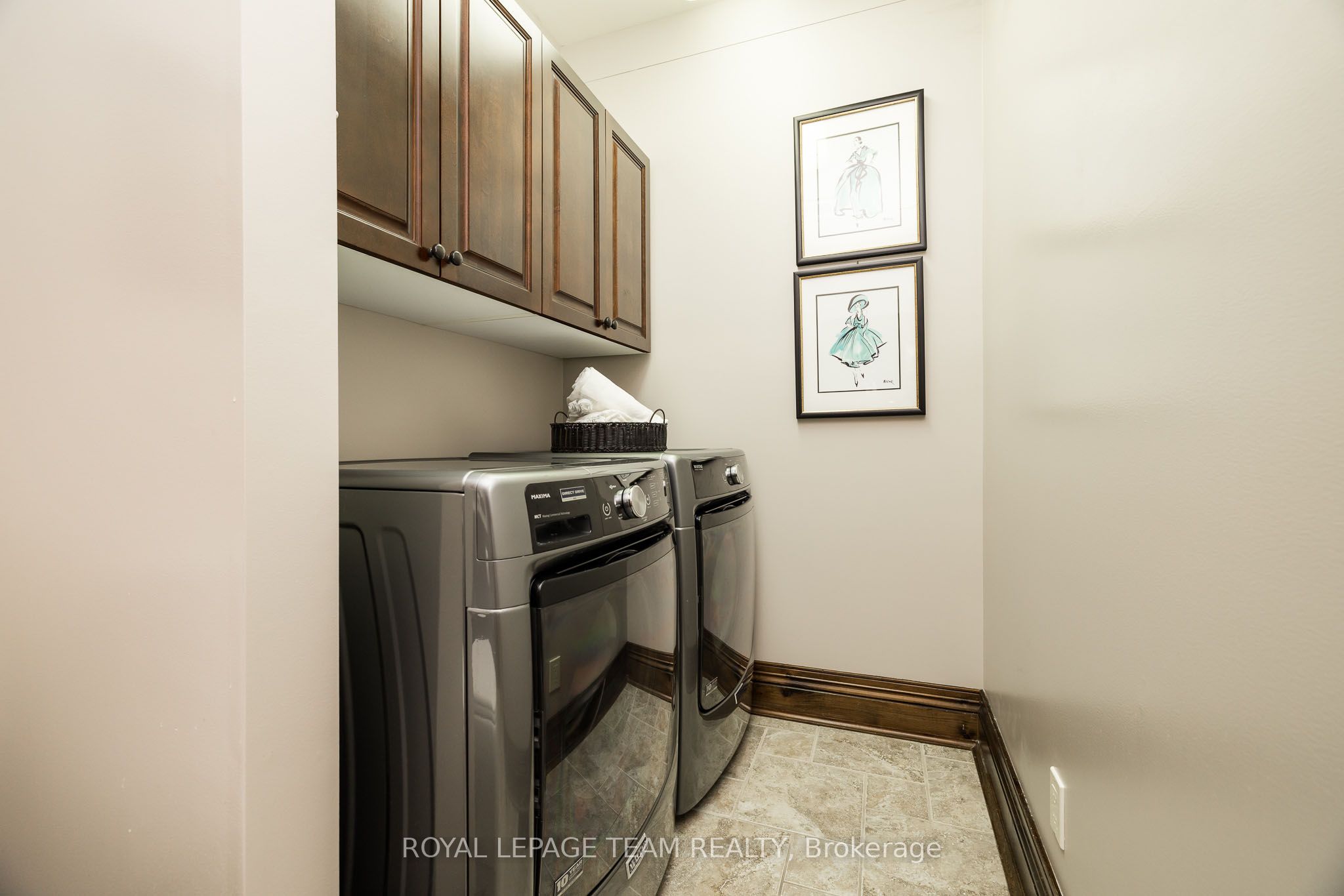 519 Emerald Street Property Photo 18
