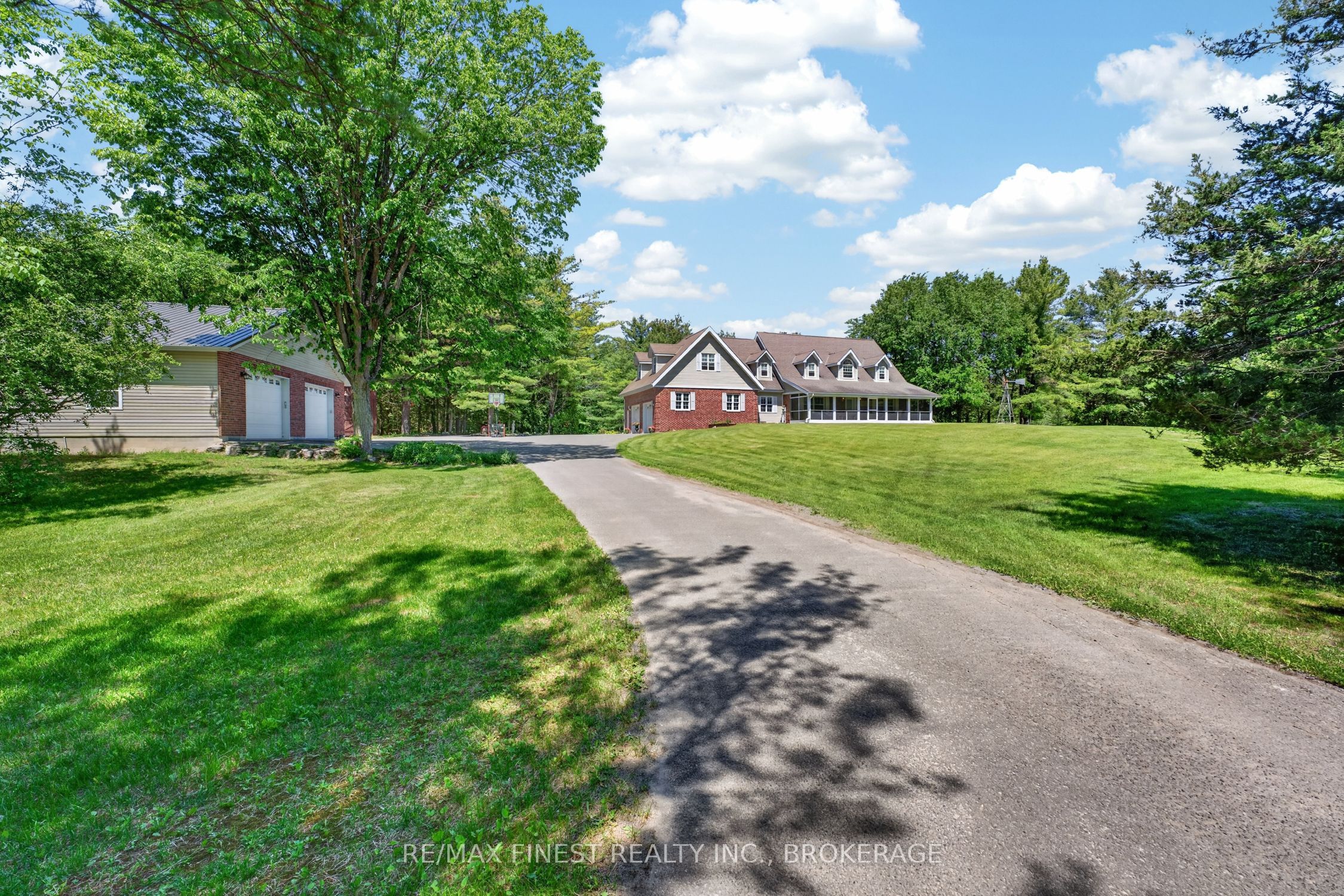 2388 Horning Road Property Photo 2
