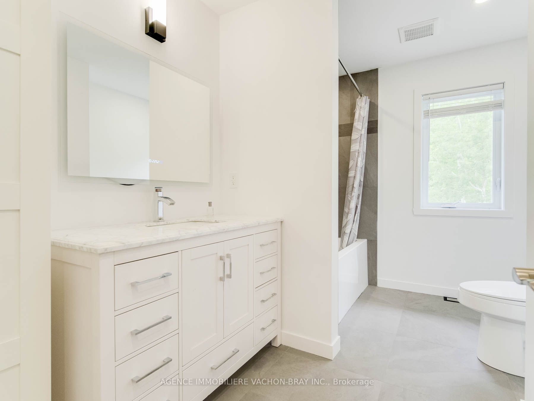 3814 Lakeside Drive Property Photo 21