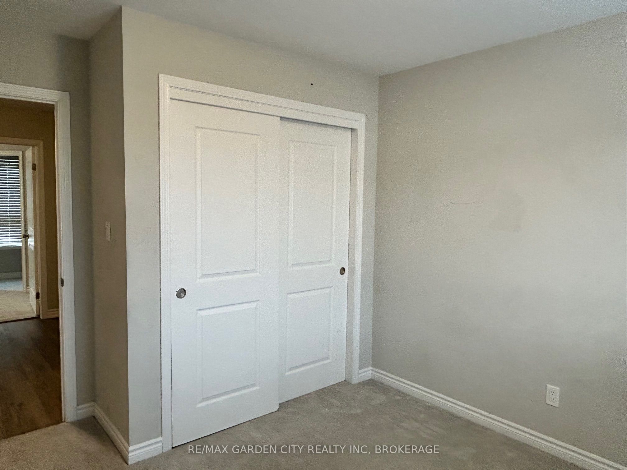 182 Broadway Lane 8 Property Photo 12