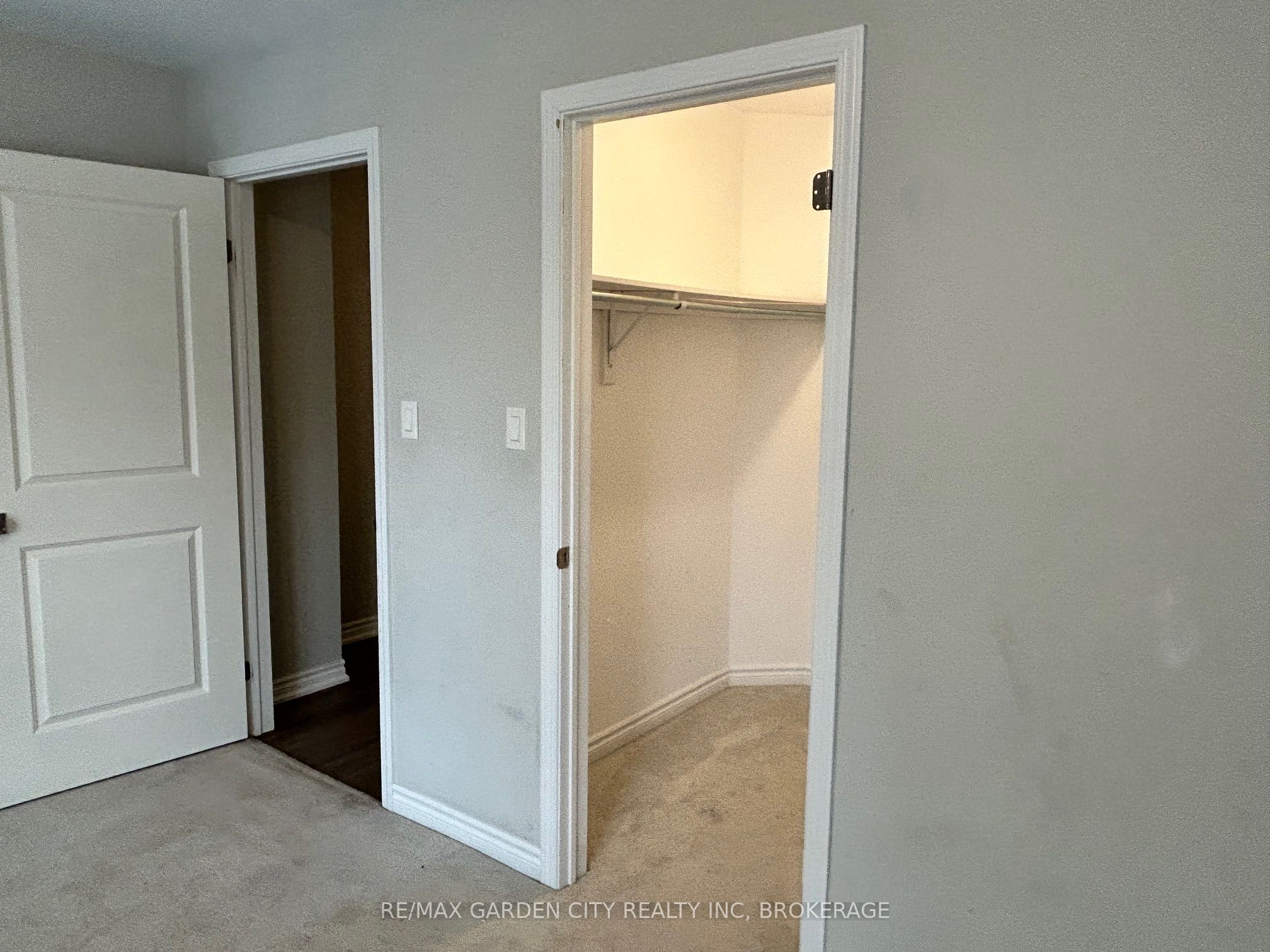 182 Broadway Lane 8 Property Photo 20