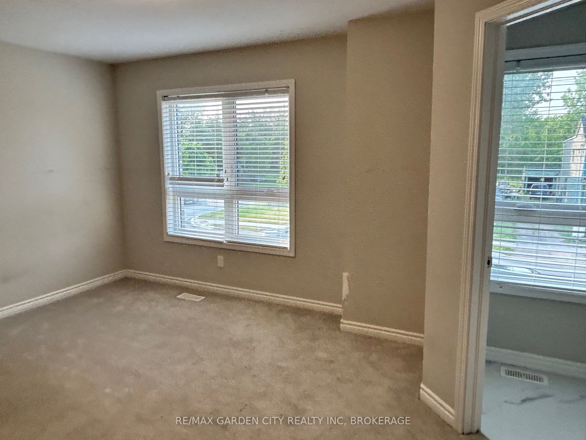 182 Broadway Lane 8 Property Photo 23