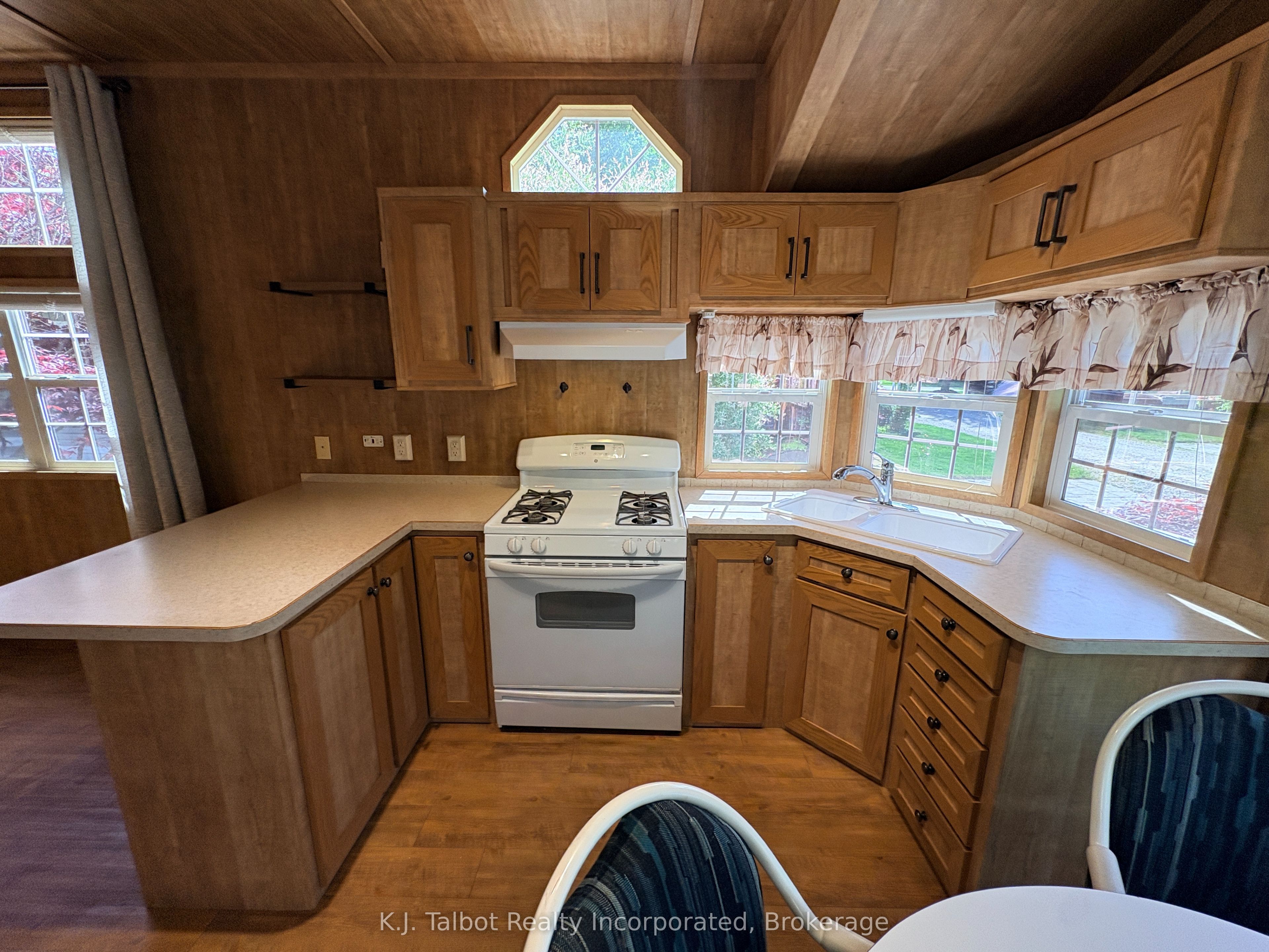 77307 Bluewater Highway #28 Rowan Rd. Property Photo 6
