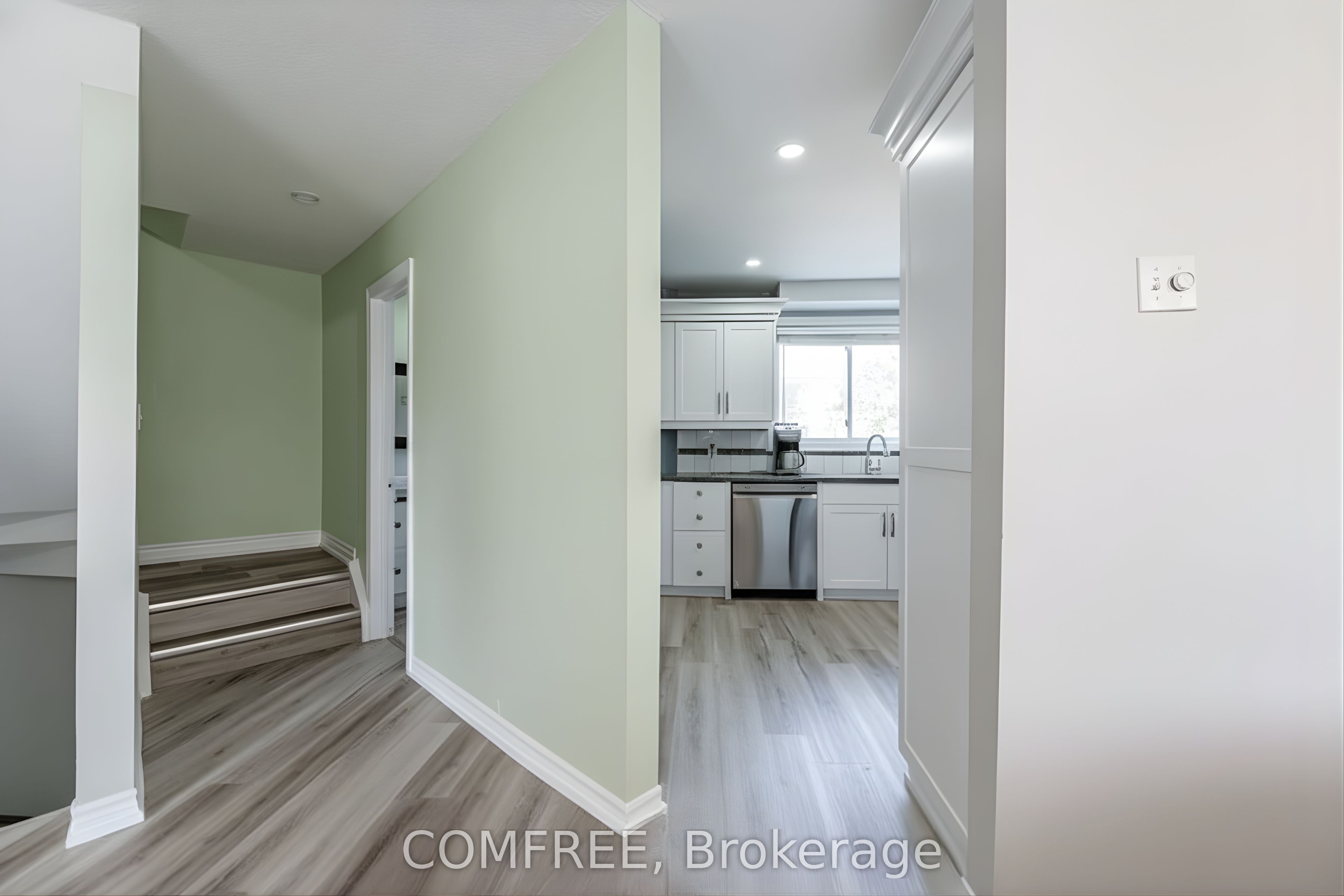 60 Elmsdale Drive 26 Property Photo 4