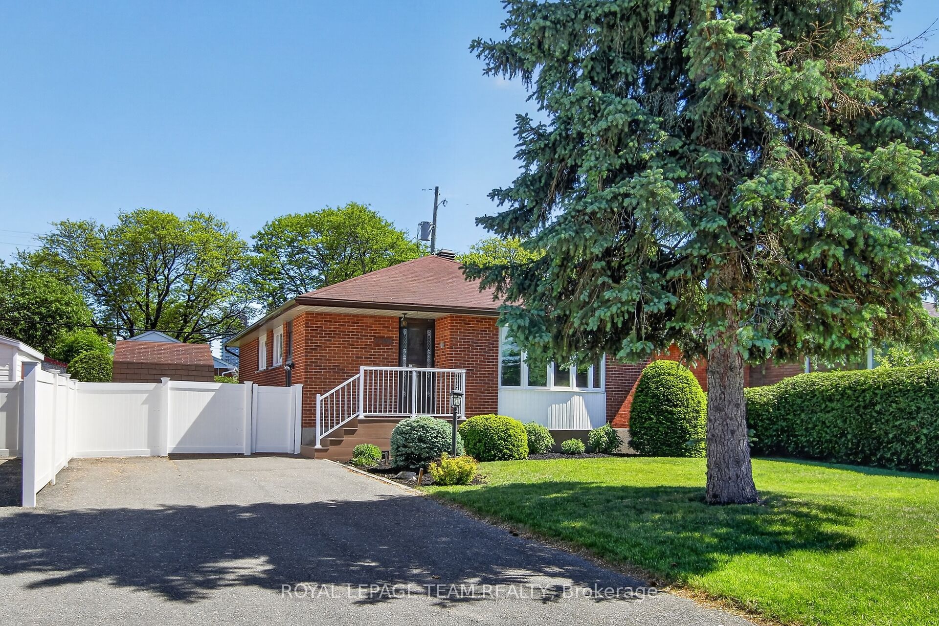 2390 Cheshire Road Property Photo 1