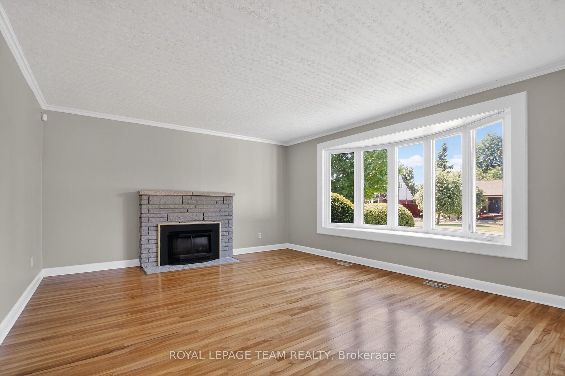 2390 Cheshire Road Property Photo 9