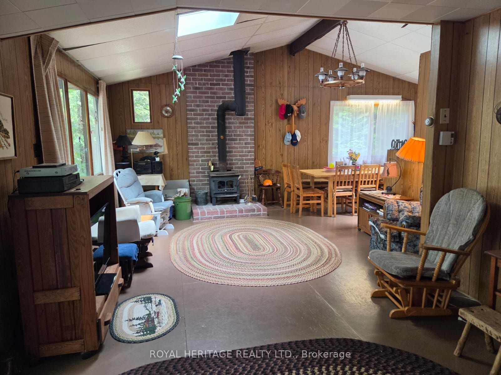 1160 Sunset Strip Lane Property Photo 11