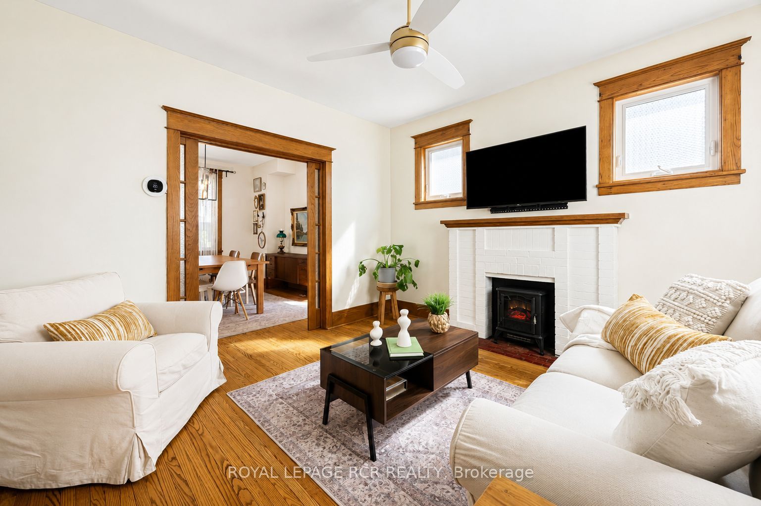 146 Main Street W Property Photo 16