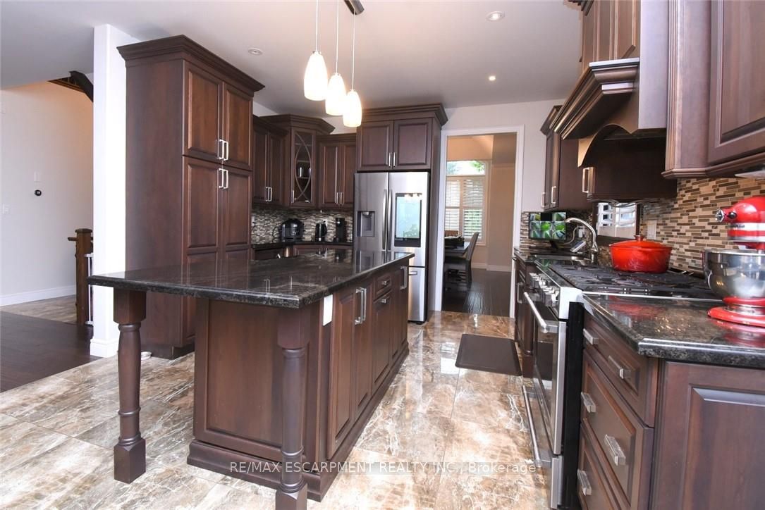 708 Winston Road Property Photo 15