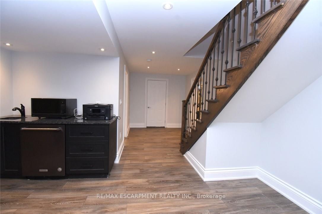 708 Winston Road Property Photo 32
