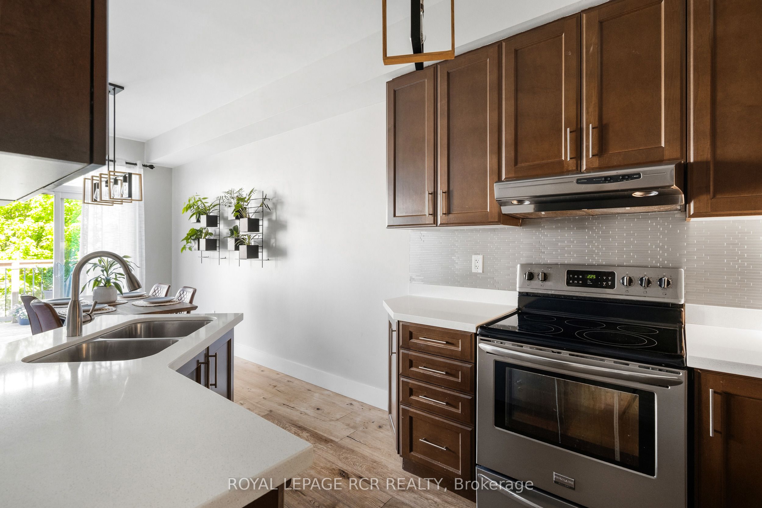 77 Cathedral Court Property Photo 19