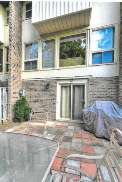 12 Chiddington Gate Property Photo 11