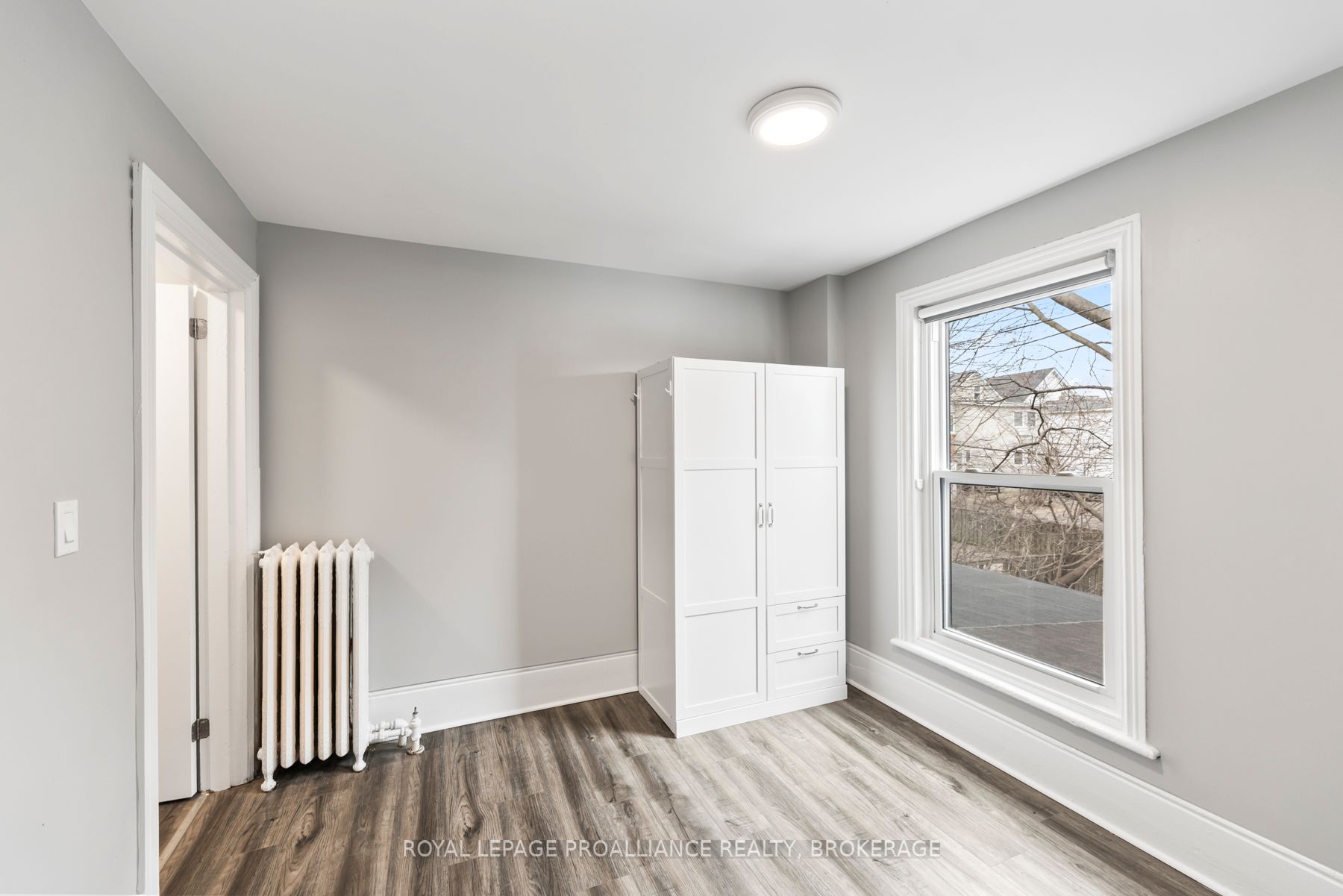 93 Division Street Property Photo 45
