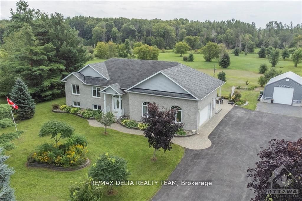 3782 Etienne Road Property Photo 1