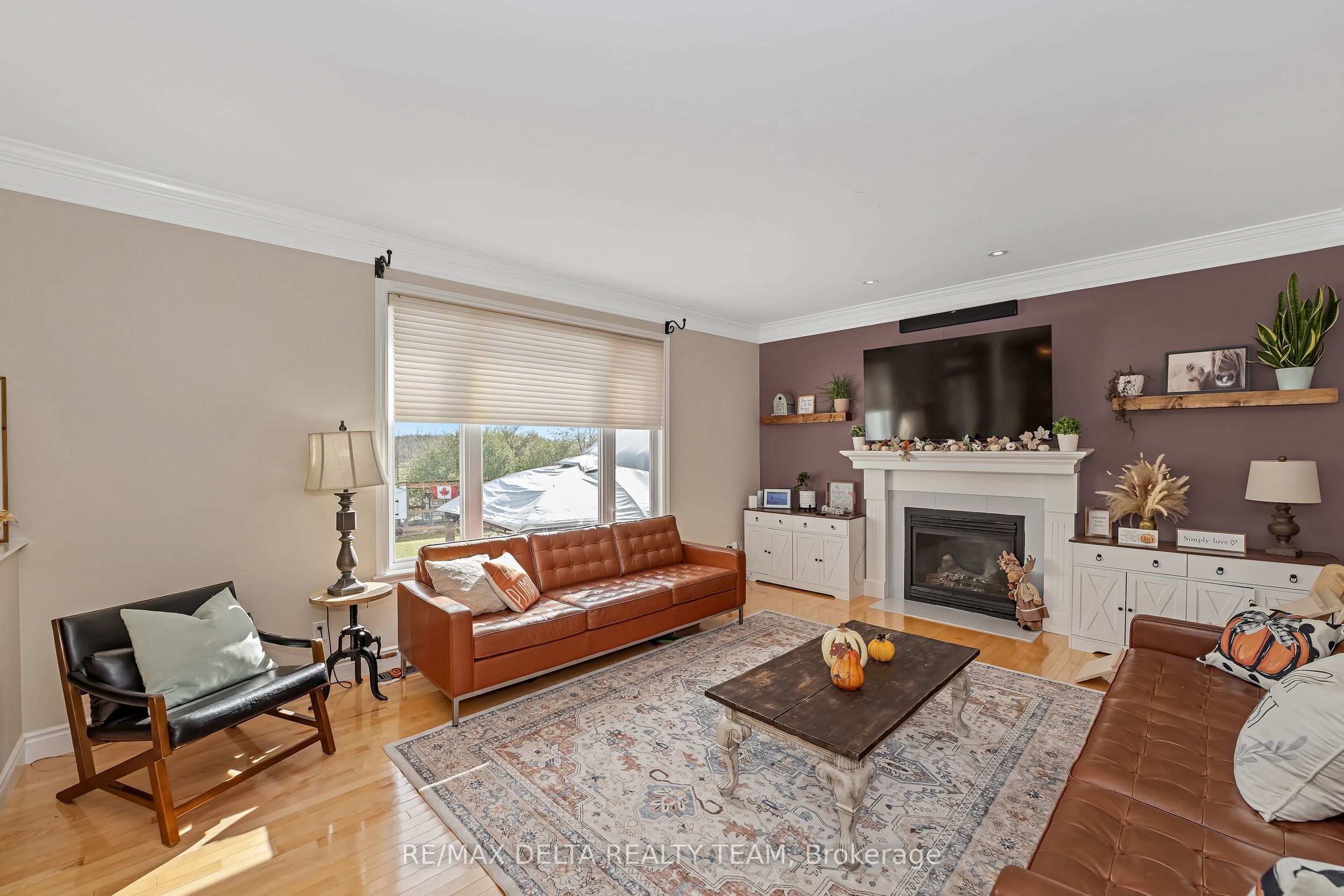 3782 Etienne Road Property Photo 10
