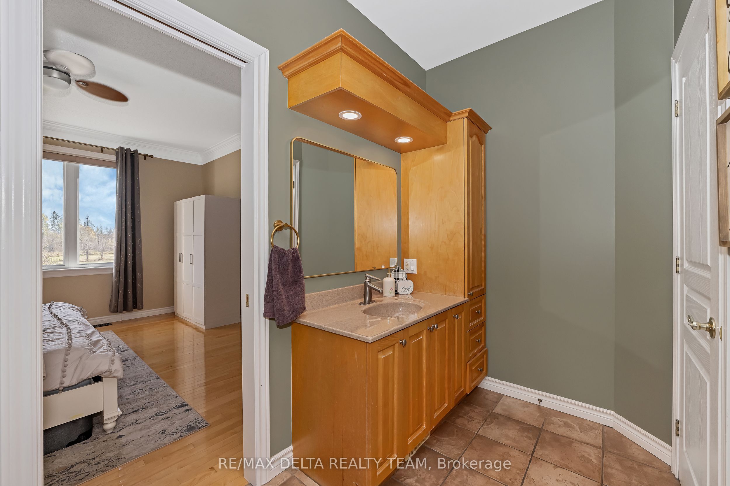 3782 Etienne Road Property Photo 18