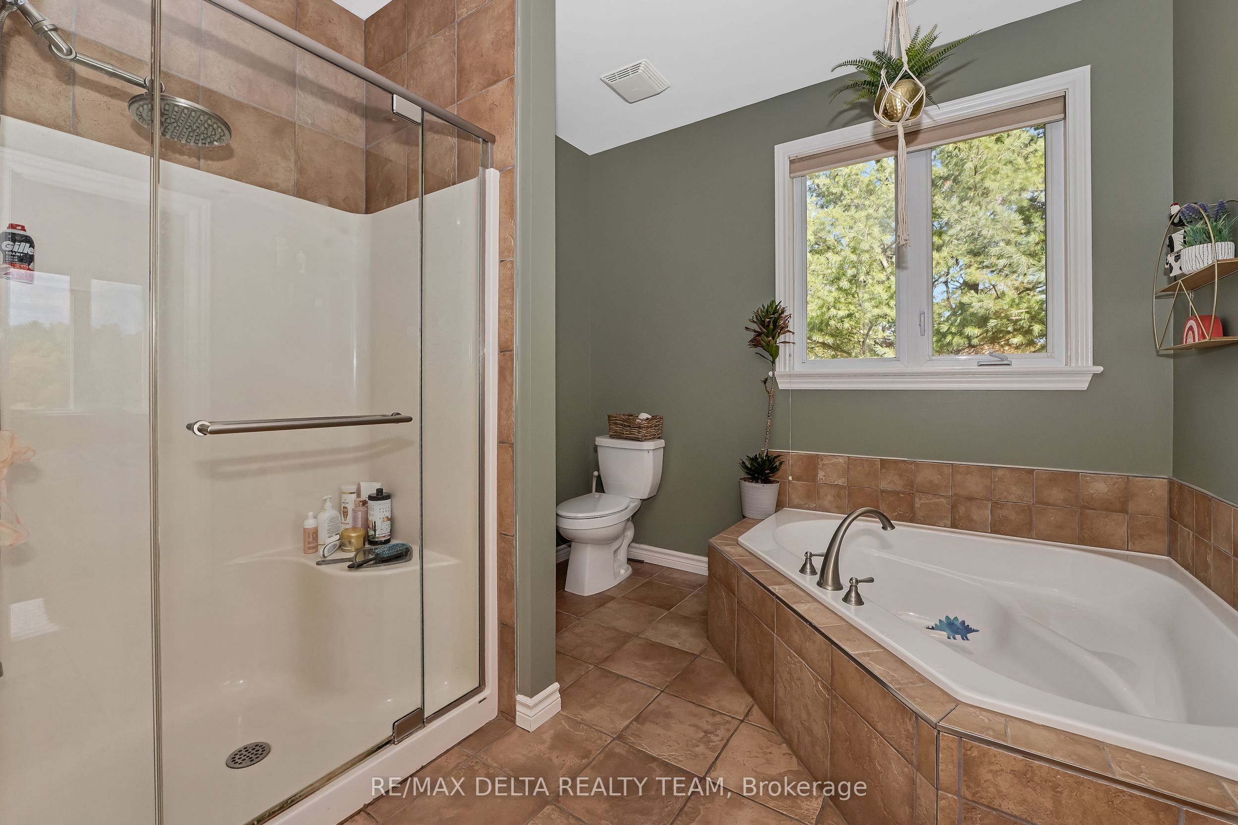 3782 Etienne Road Property Photo 19