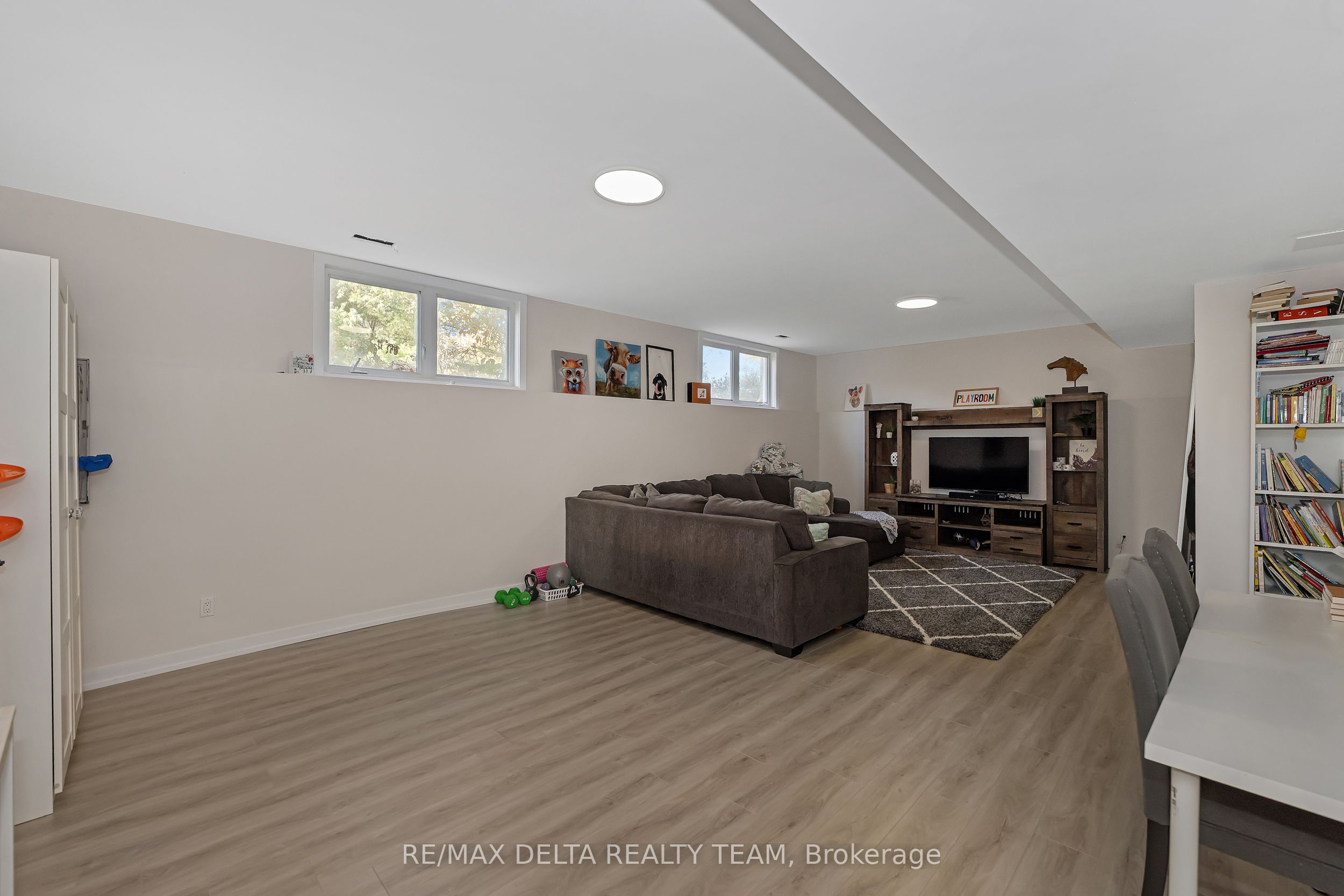 3782 Etienne Road Property Photo 25