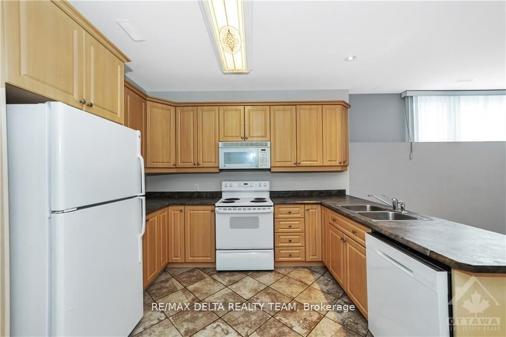 3782 Etienne Road Property Photo 27