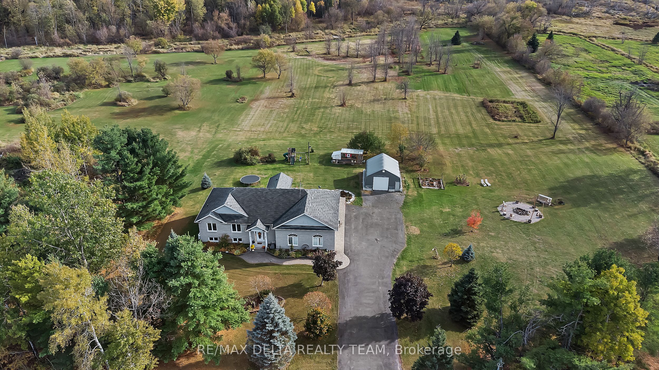 3782 Etienne Road Property Photo 42
