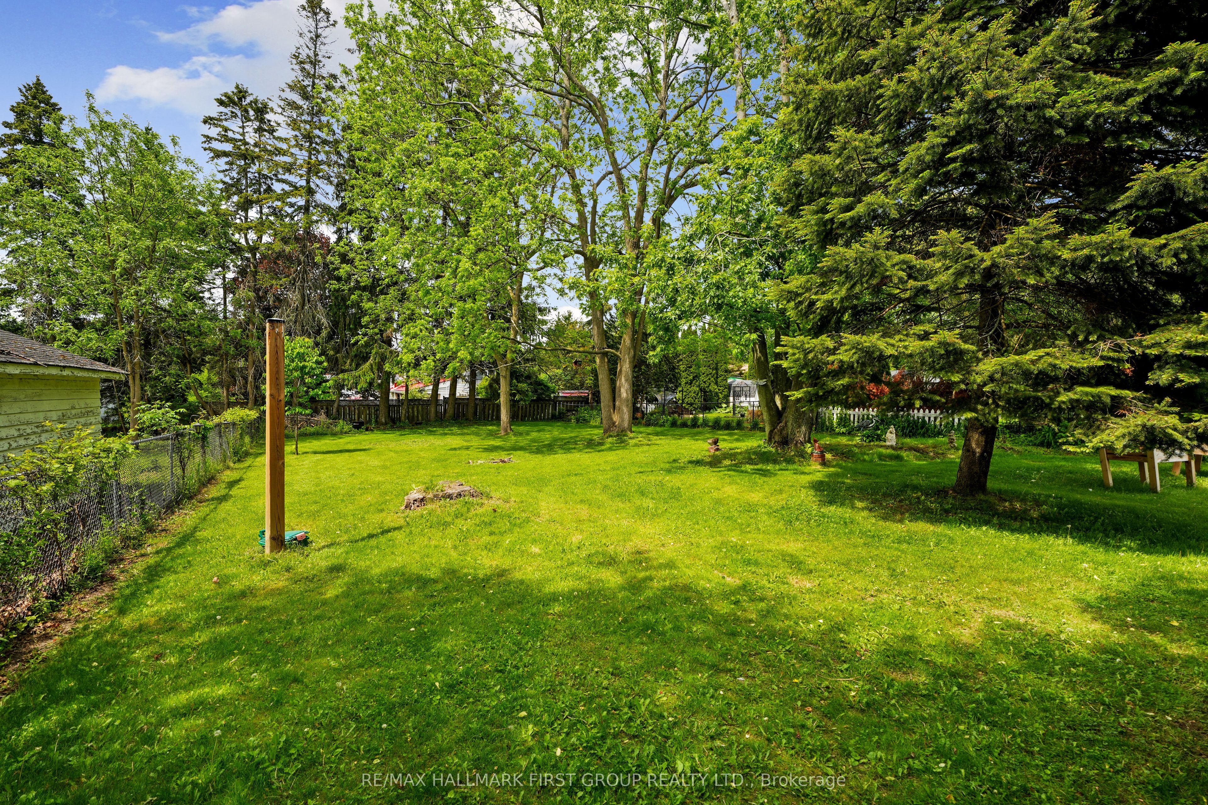 28 King Street W Property Photo 34