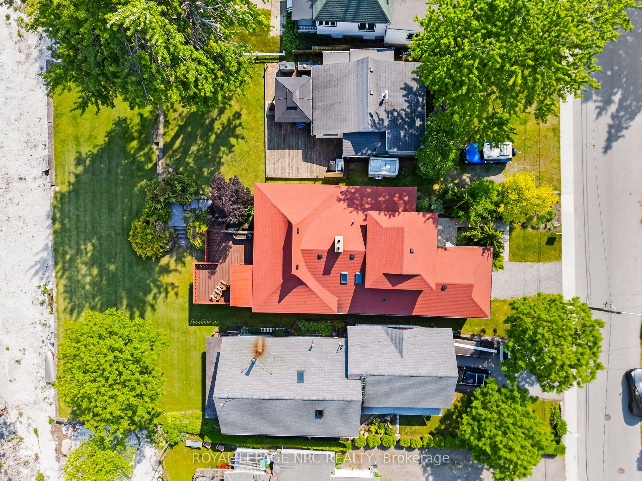 3765 Crystal Beach Drive Property Photo 6