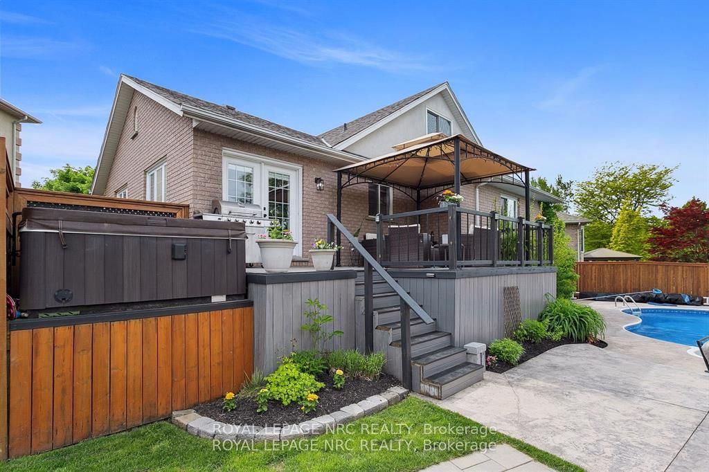 5240 Marcel Crescent Property Photo 44