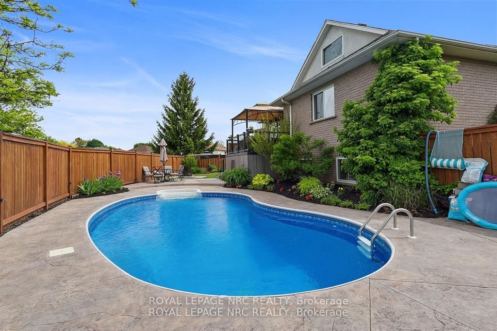 5240 Marcel Crescent Property Photo 45