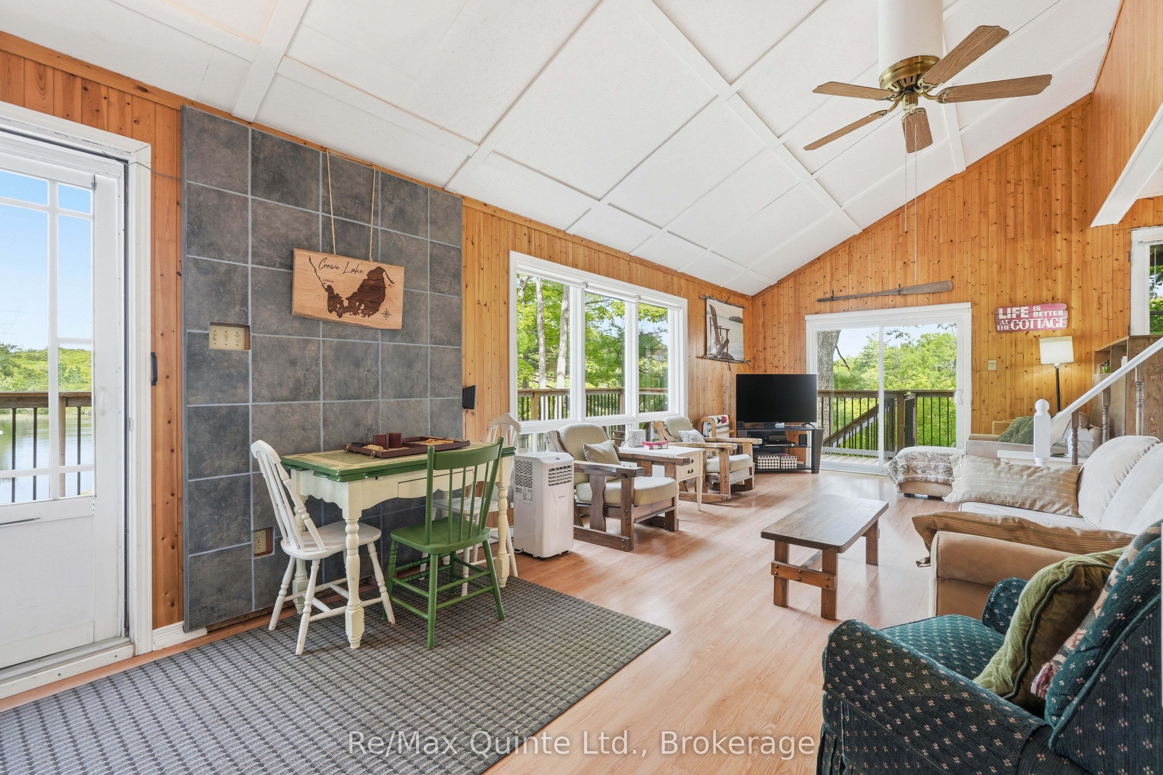849 Bowen Road Property Photo 19
