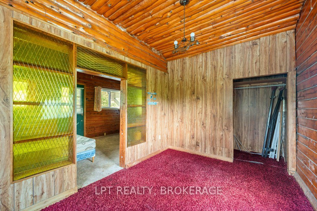 4342 Henderson Road Property Photo 18