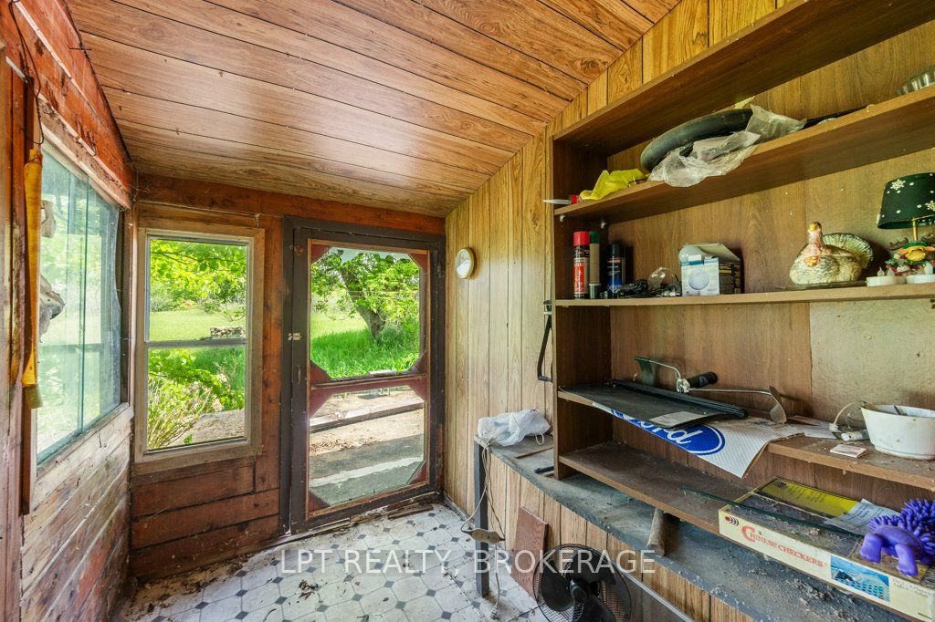 4342 Henderson Road Property Photo 20