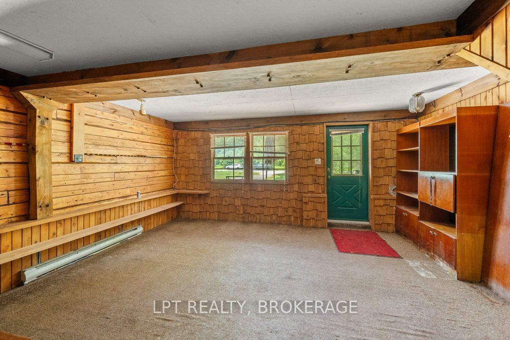 4342 Henderson Road Property Photo 22