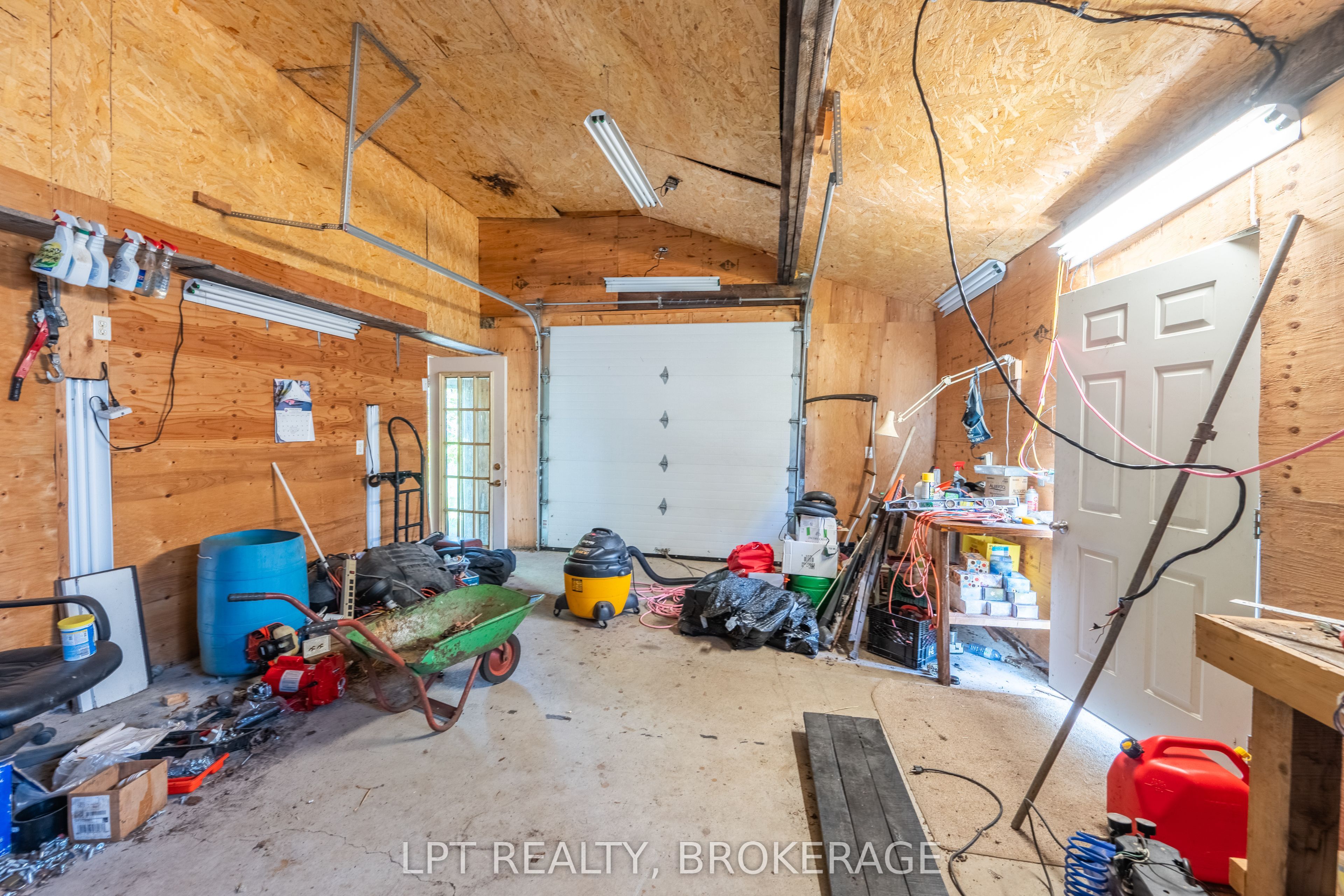 4342 Henderson Road Property Photo 41