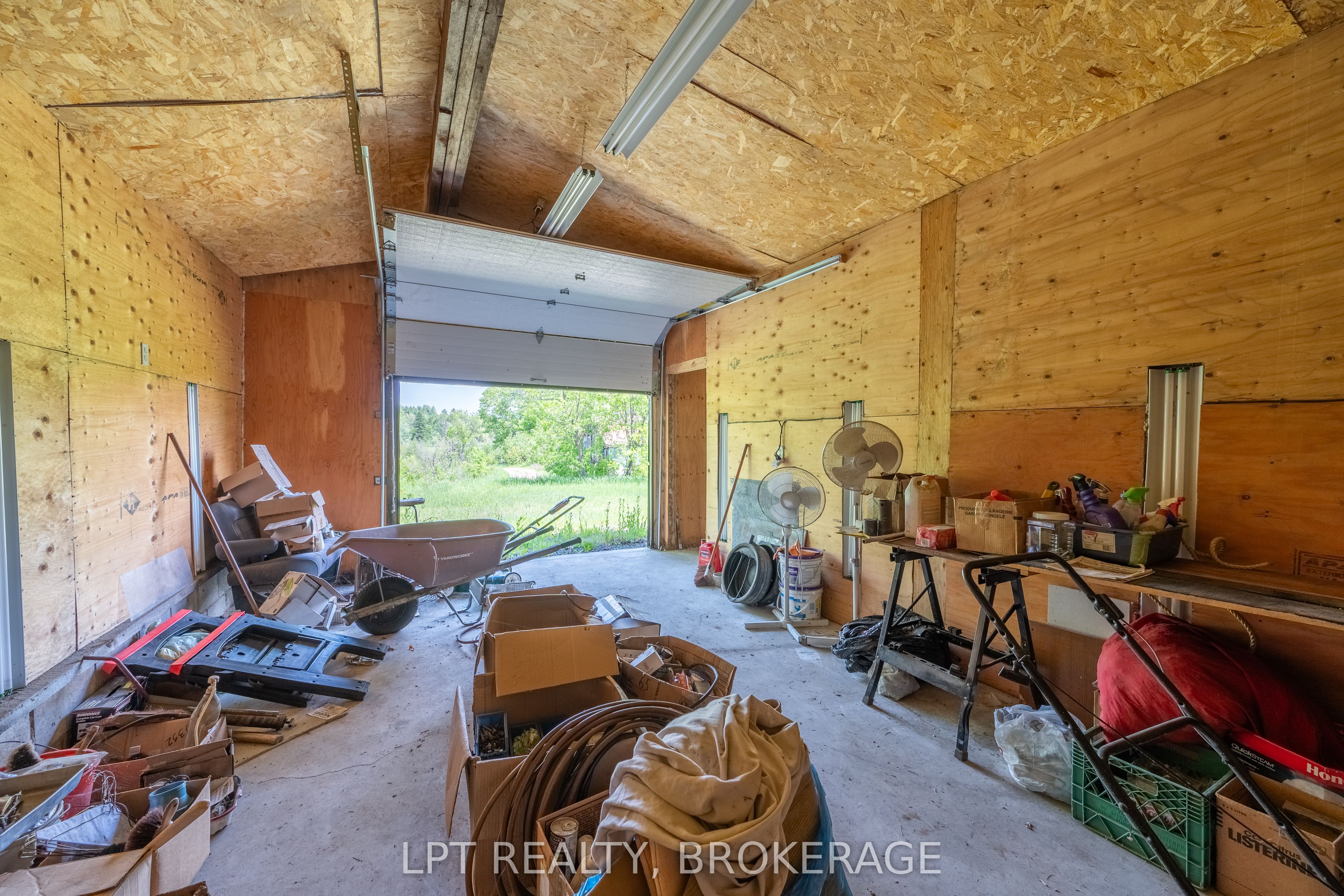 4342 Henderson Road Property Photo 43