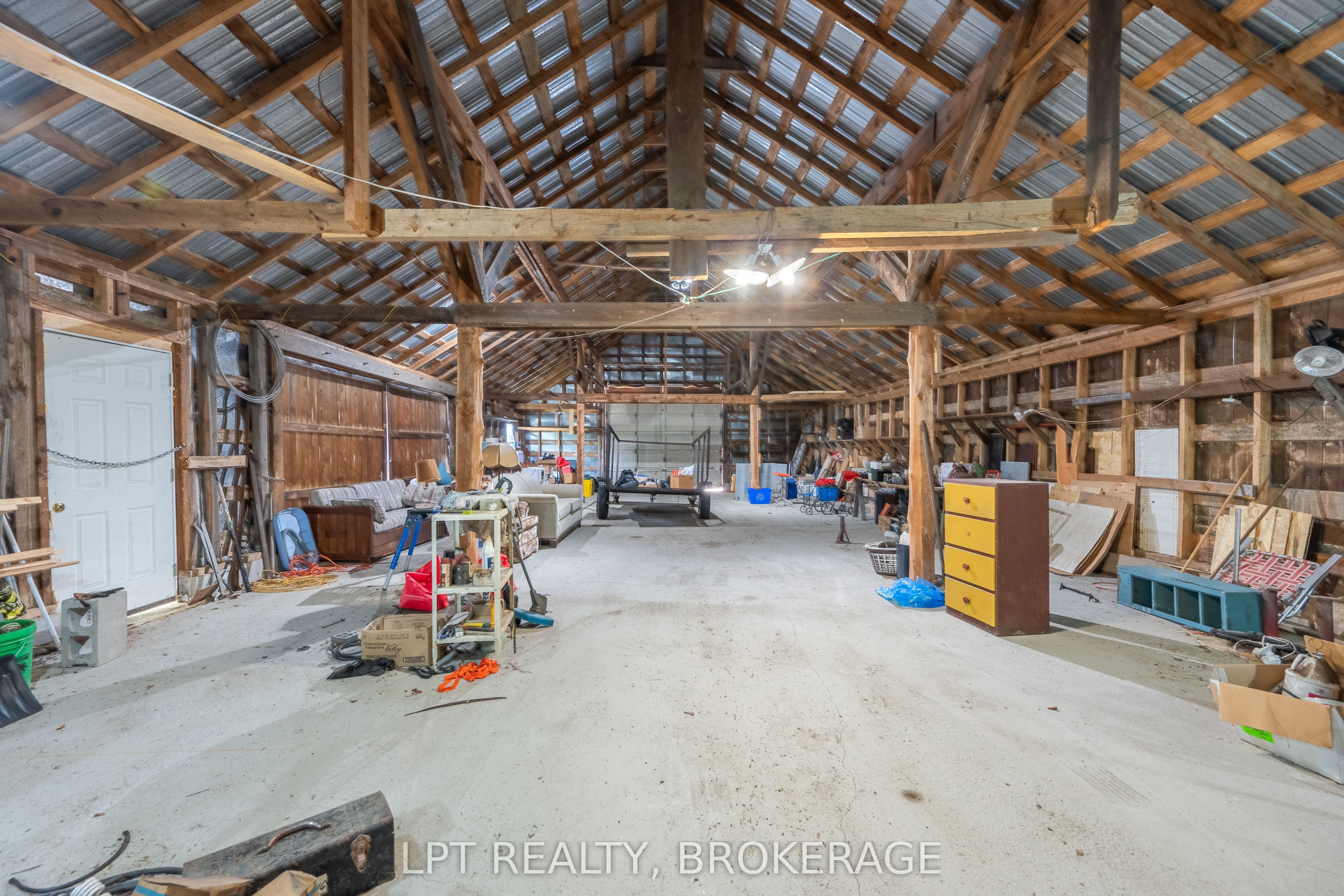 4342 Henderson Road Property Photo 45