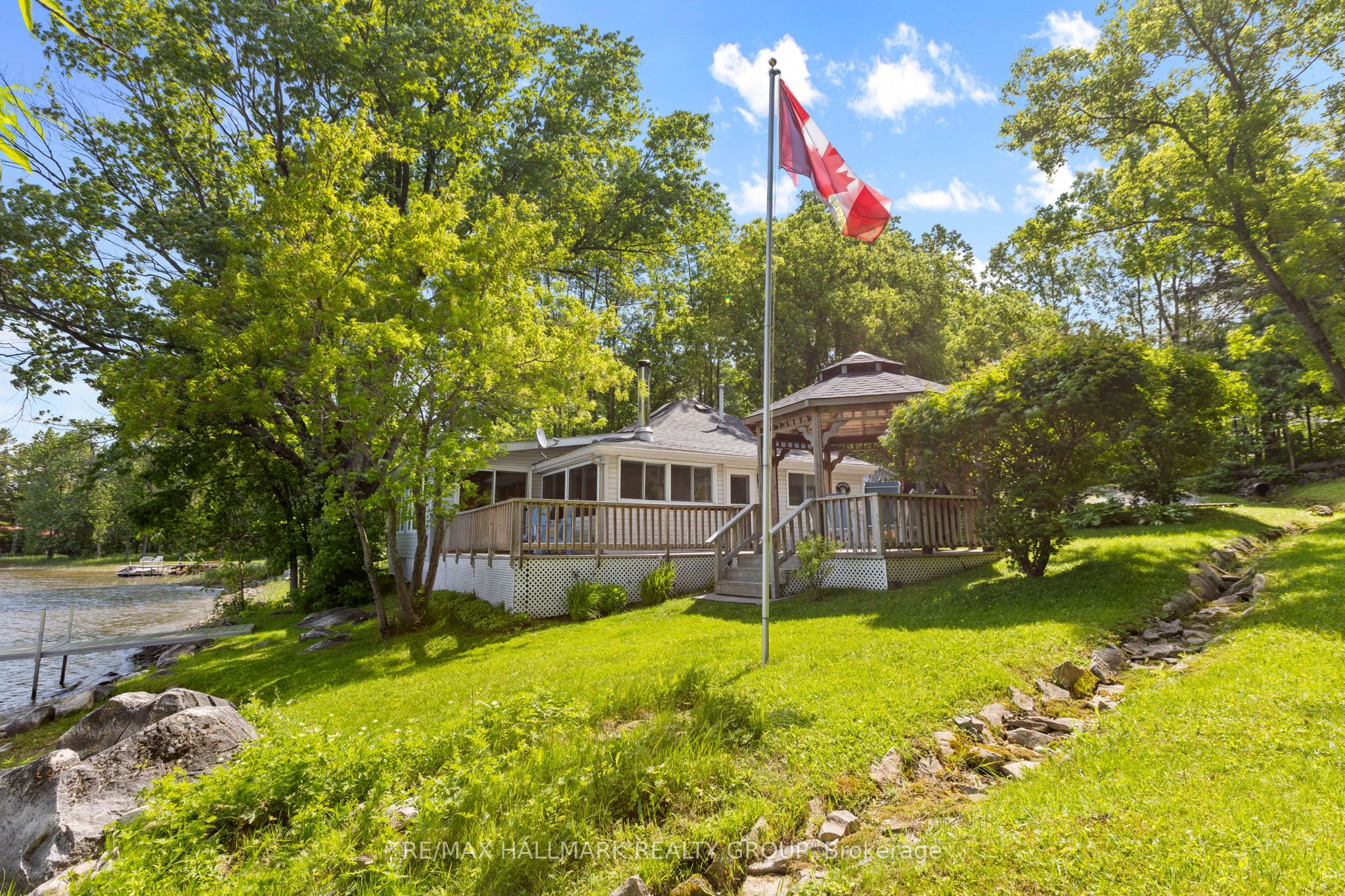 118 Hall Shore Road Property Photo 1