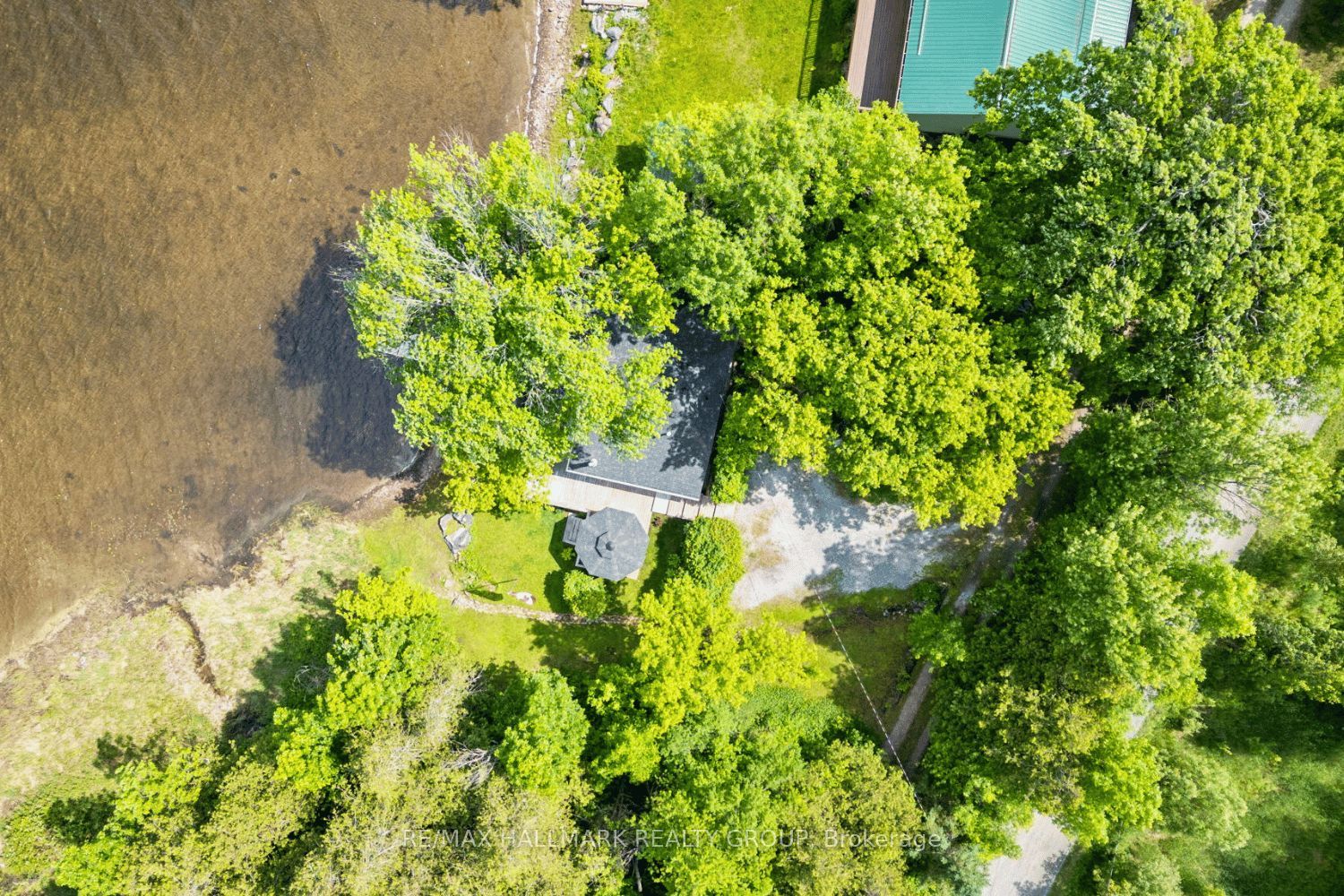 118 Hall Shore Road Property Photo 19