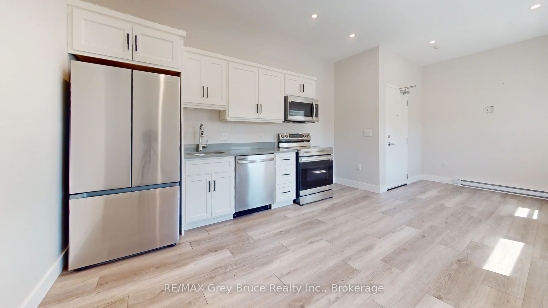 39 1st Avenue S Unit 11 Property Photo 3