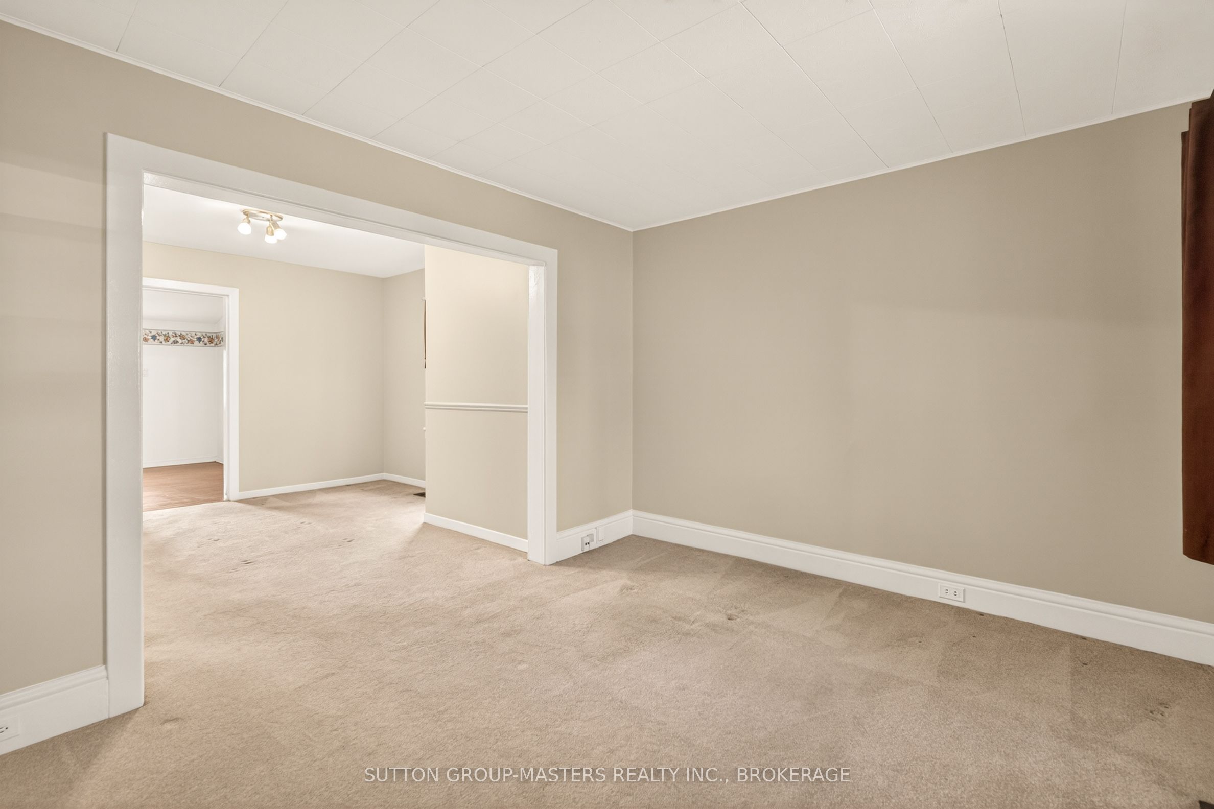 21 Connaught Street Property Photo 5
