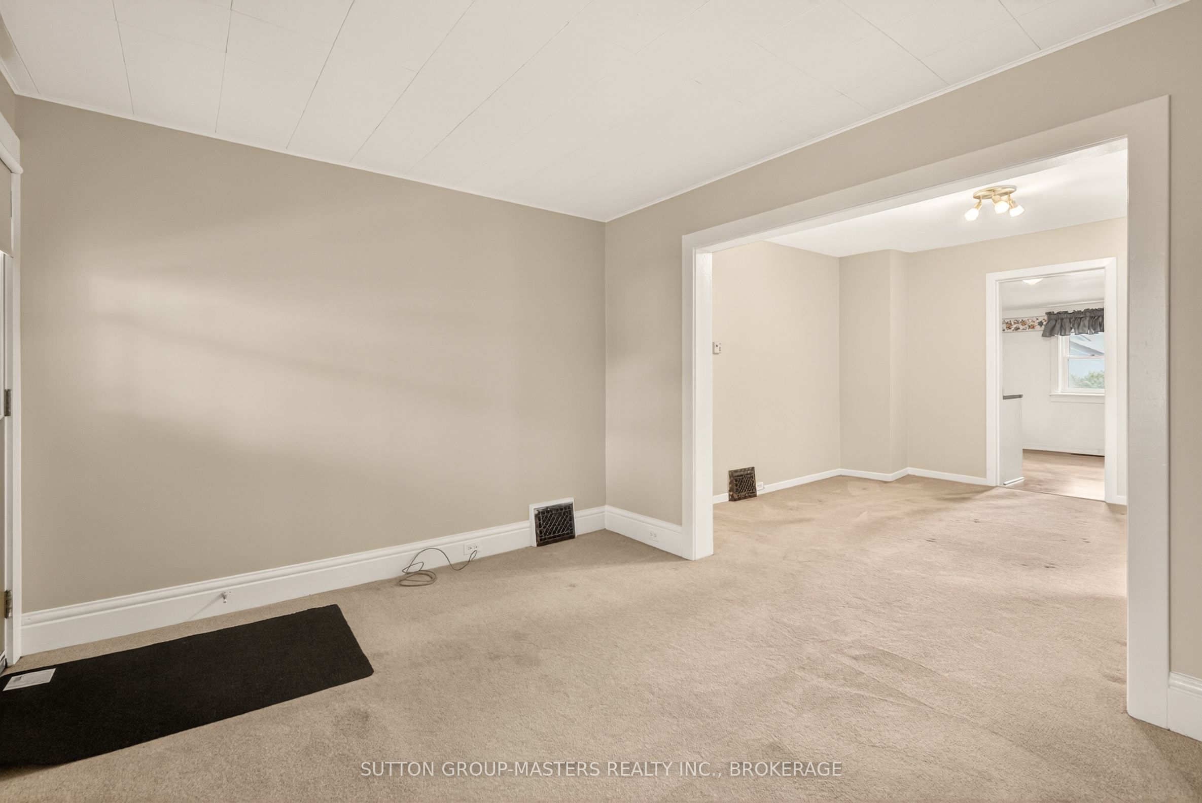 21 Connaught Street Property Photo 7